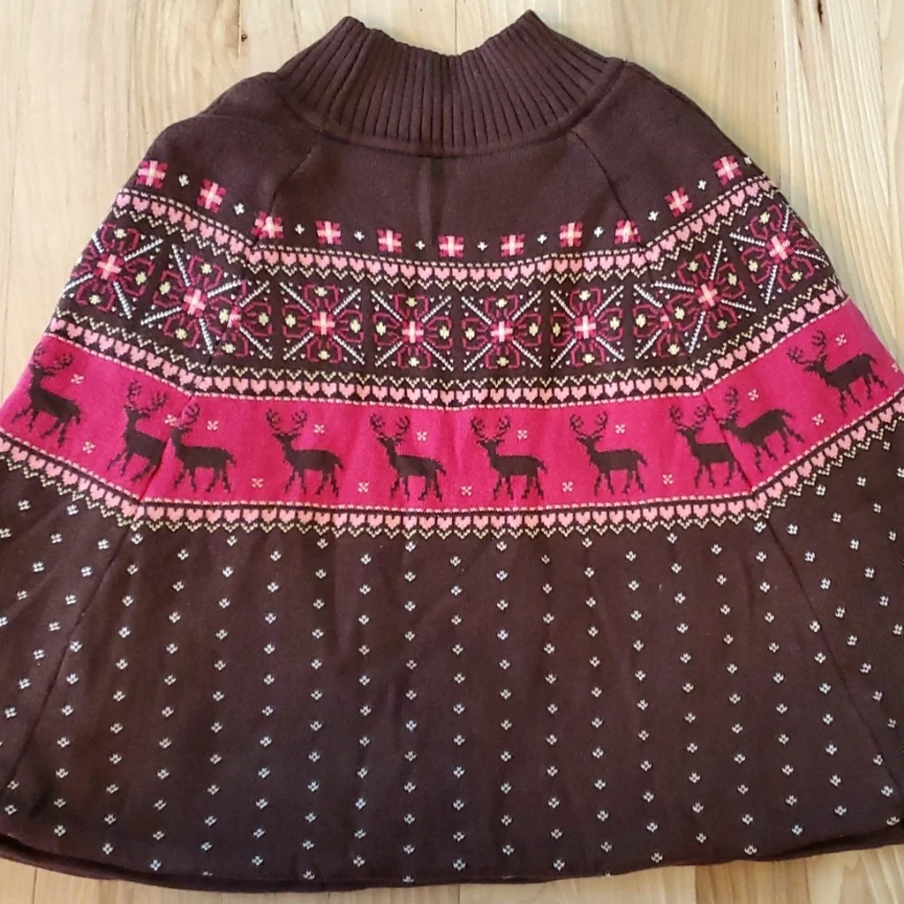GYMBOREE Fair Isle Deer Cape sweater cape SIZE 9